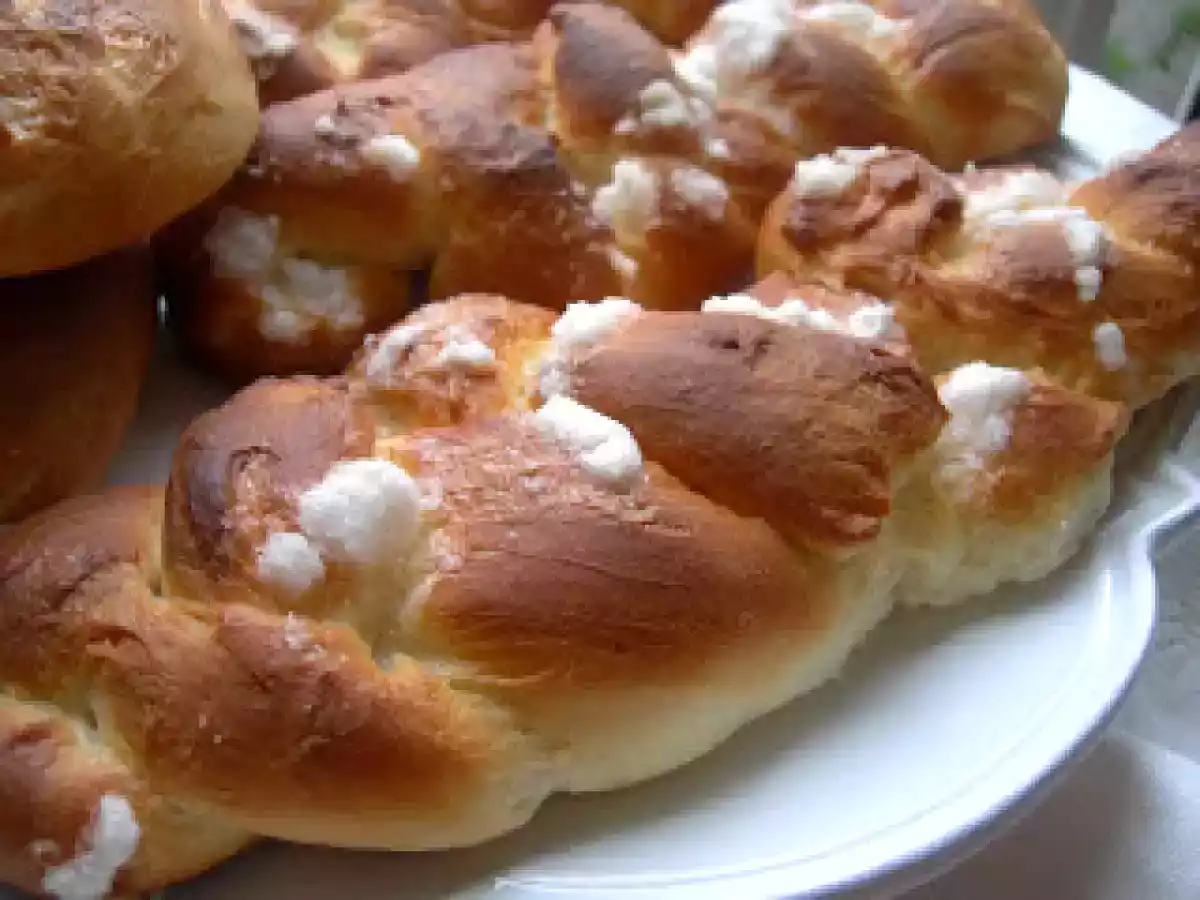 Trenzas y Bollos de Leche. Paso a paso.