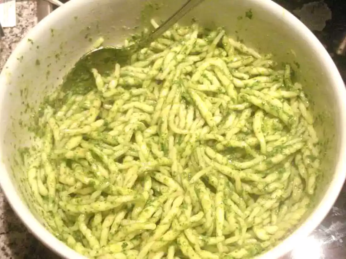 Trofie con salsa pesto