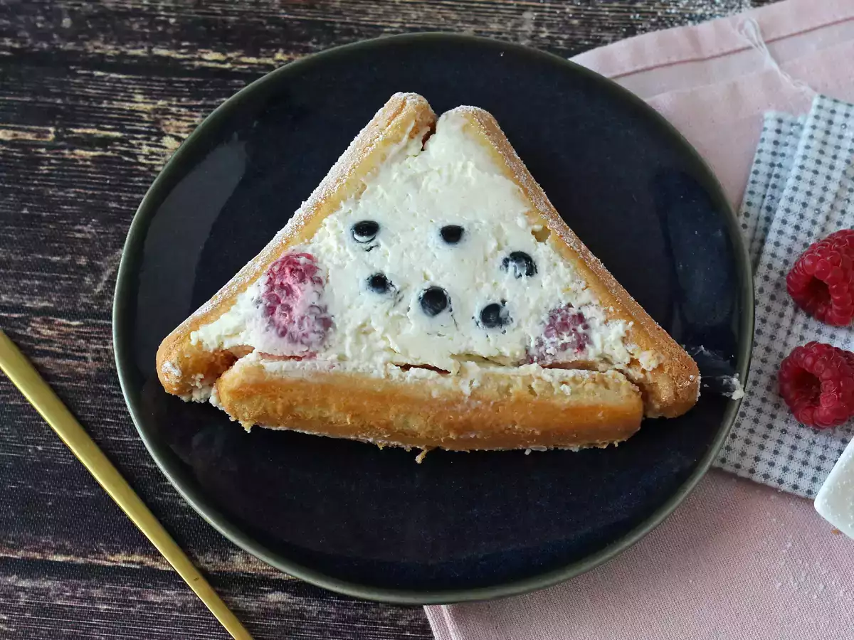 Tronco de Navidad con frutos rojos, sin molde - foto 2