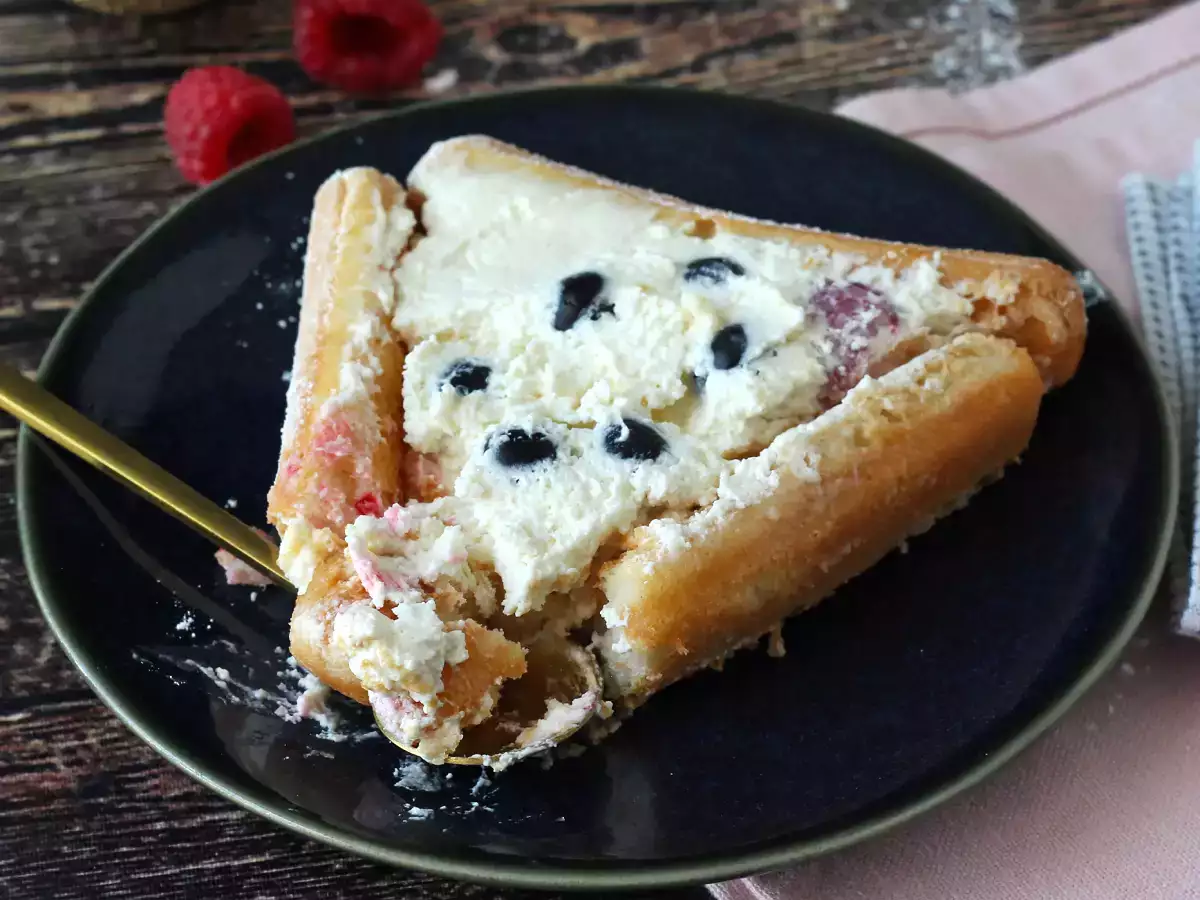 Tronco de Navidad con frutos rojos, sin molde - foto 4