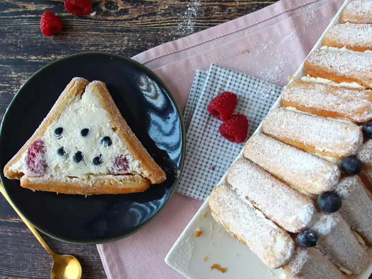 Tronco de Navidad con frutos rojos, sin molde - foto 6