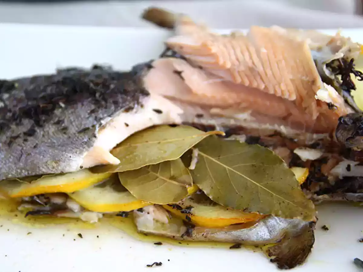 Trucha al horno con tomillo y limón - foto 2