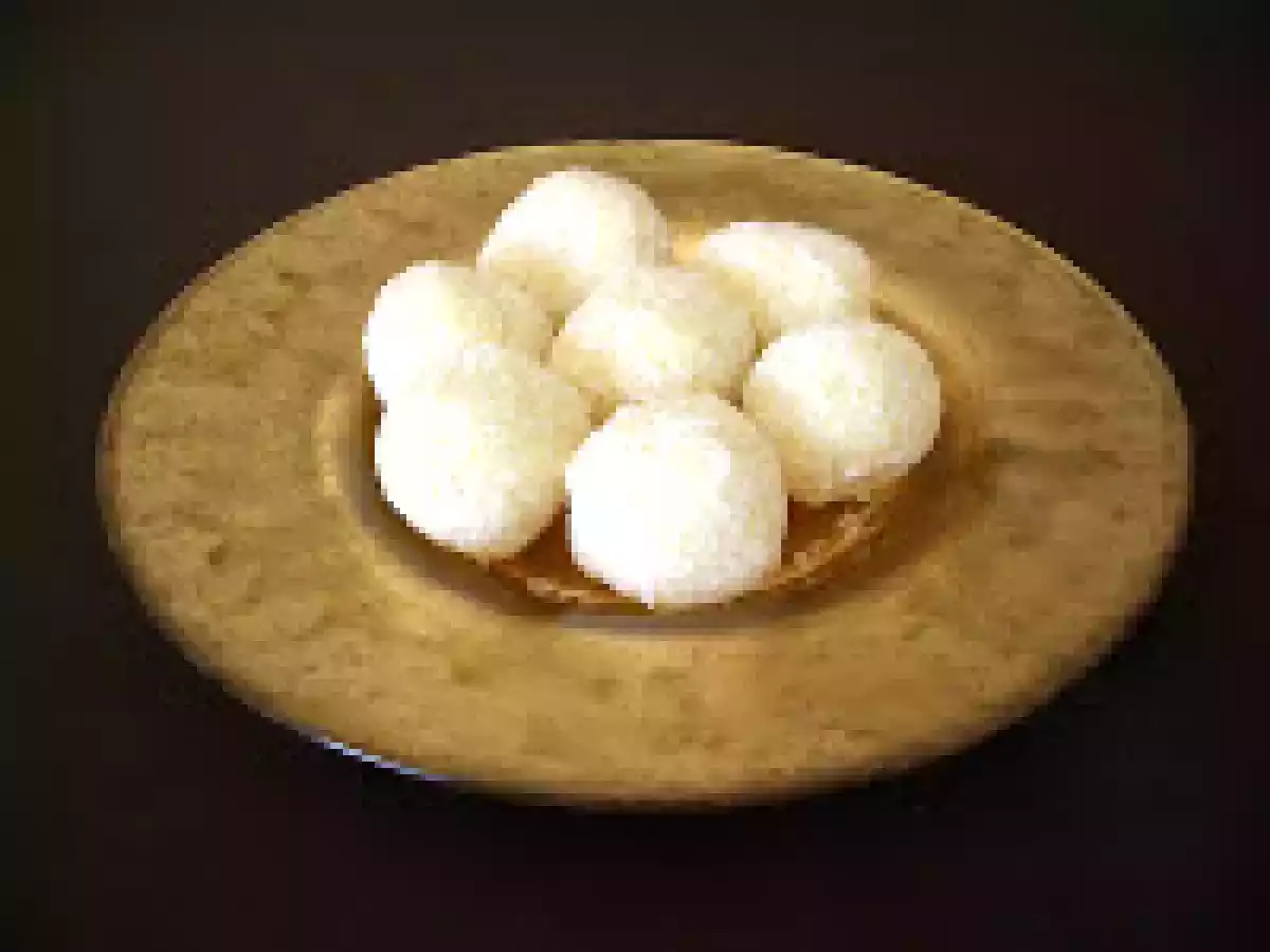 Trufas de chocolate blanco con crema de coco y cardamomo