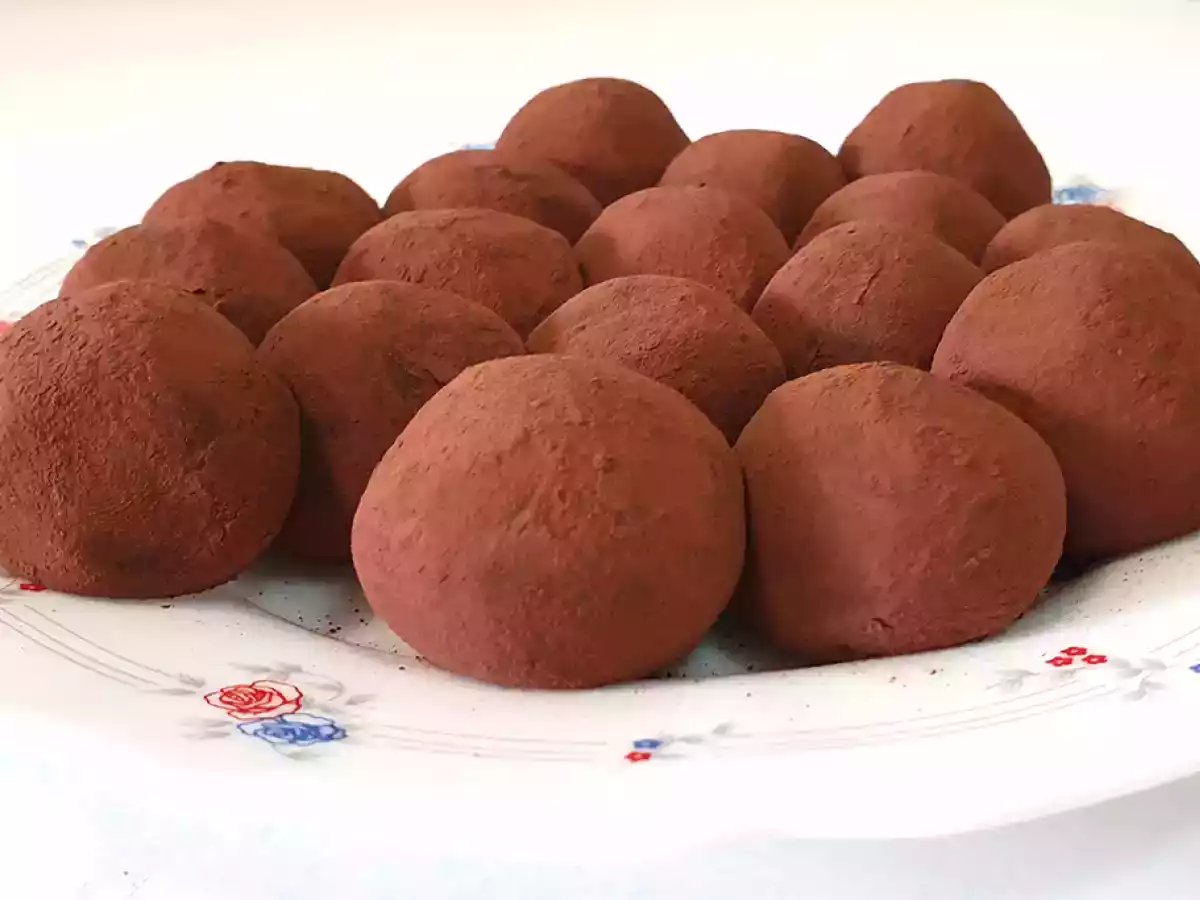 Trufas de chocolate con leche condensada