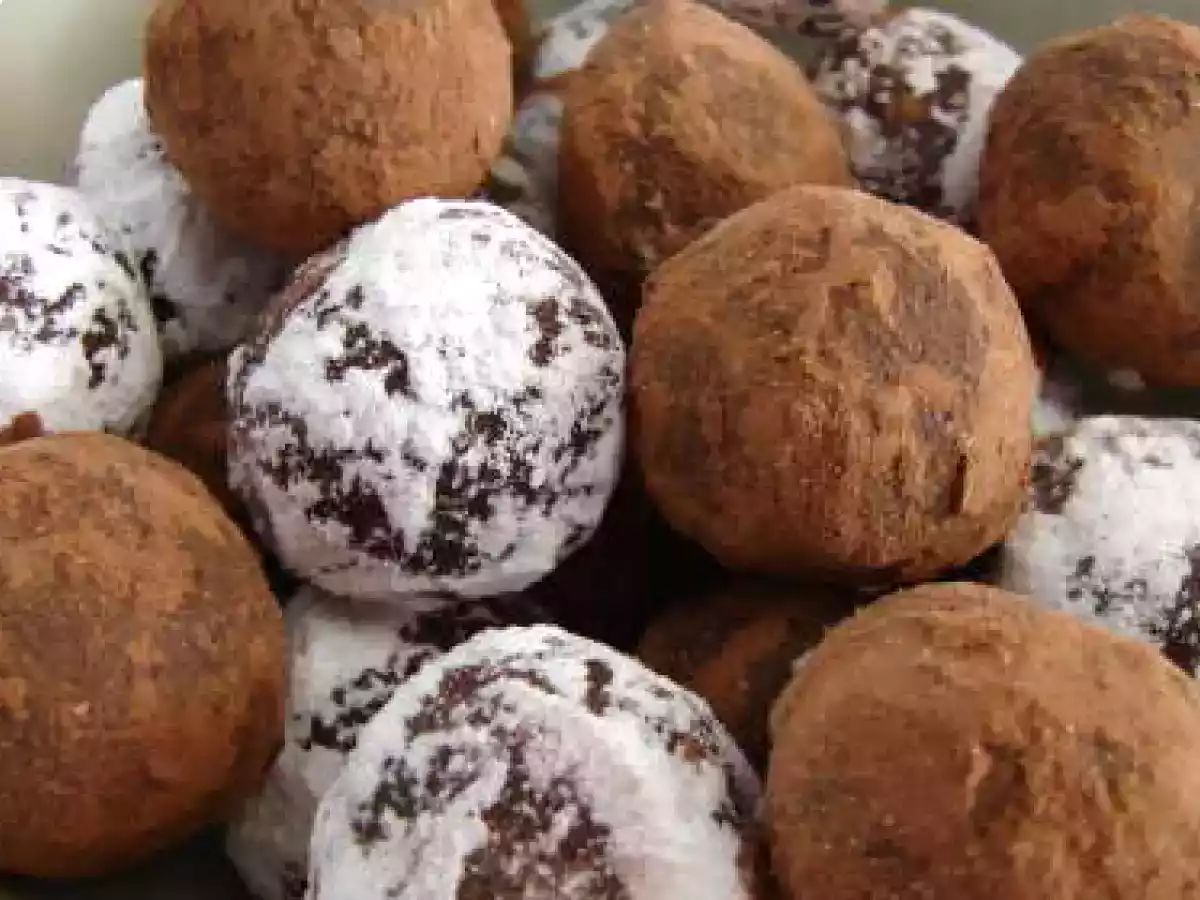 Trufas de chosolate y coco al ron