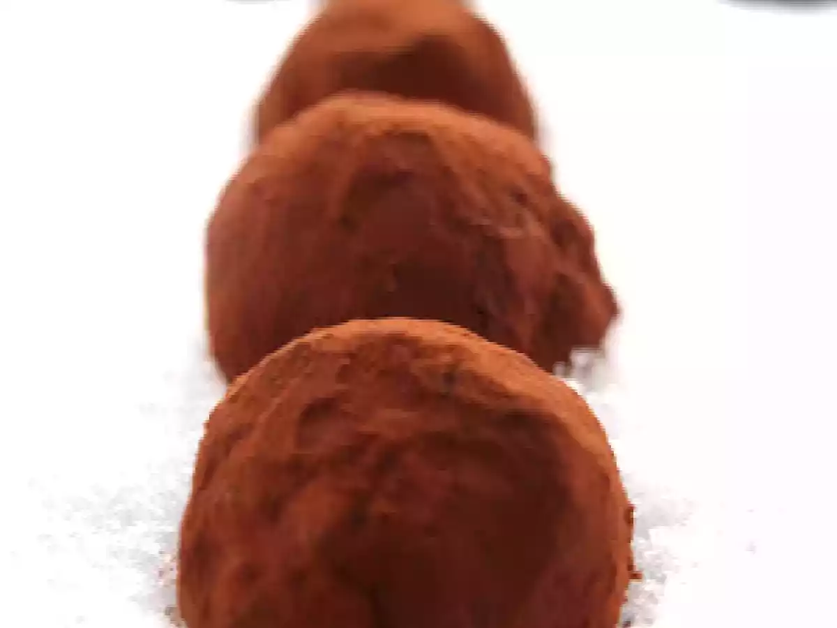 Trufas de naranja confitada y nueces de macadamia