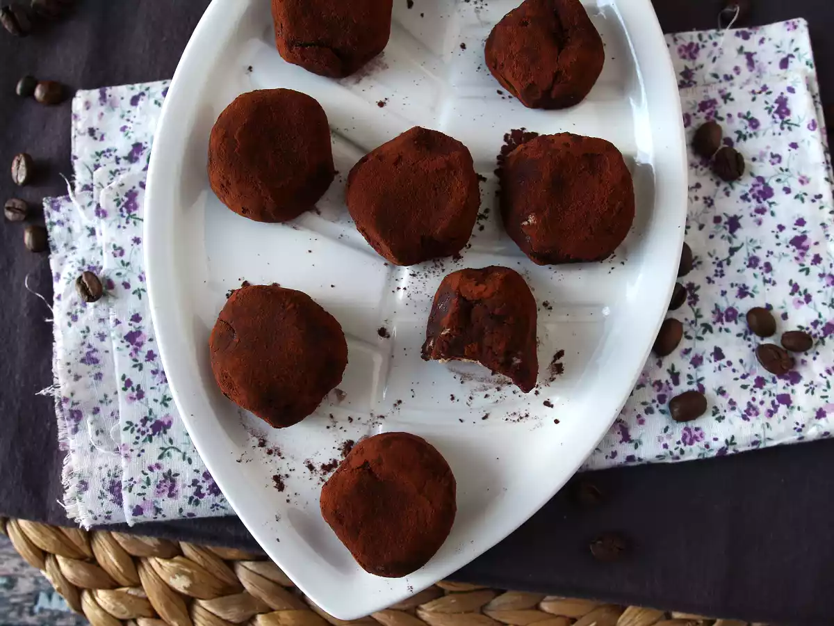 Trufas de tiramisú, ¡el postre italiano en mini porciones para acompañar tu café! - foto 2