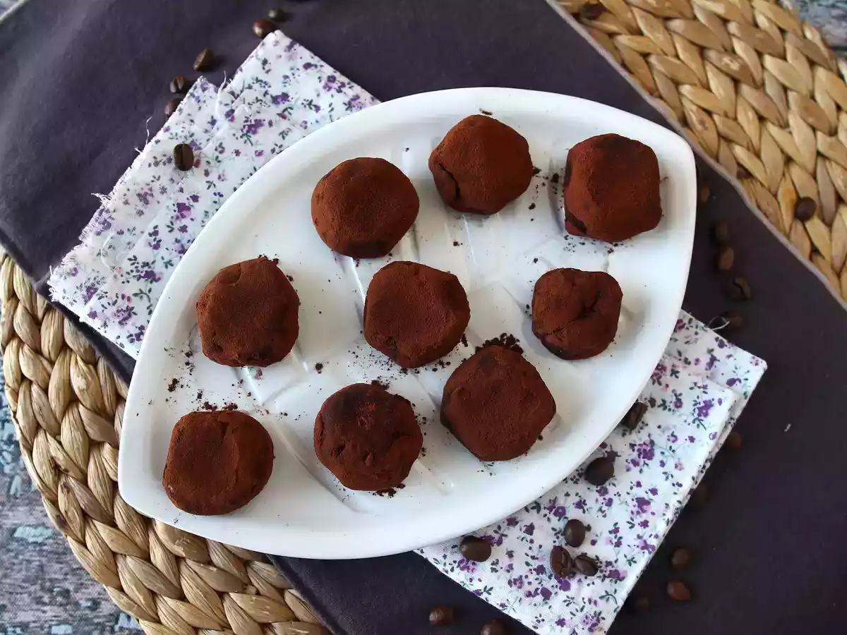 Trufas de tiramisú, ¡el postre italiano en mini porciones para acompañar tu café! - foto 5