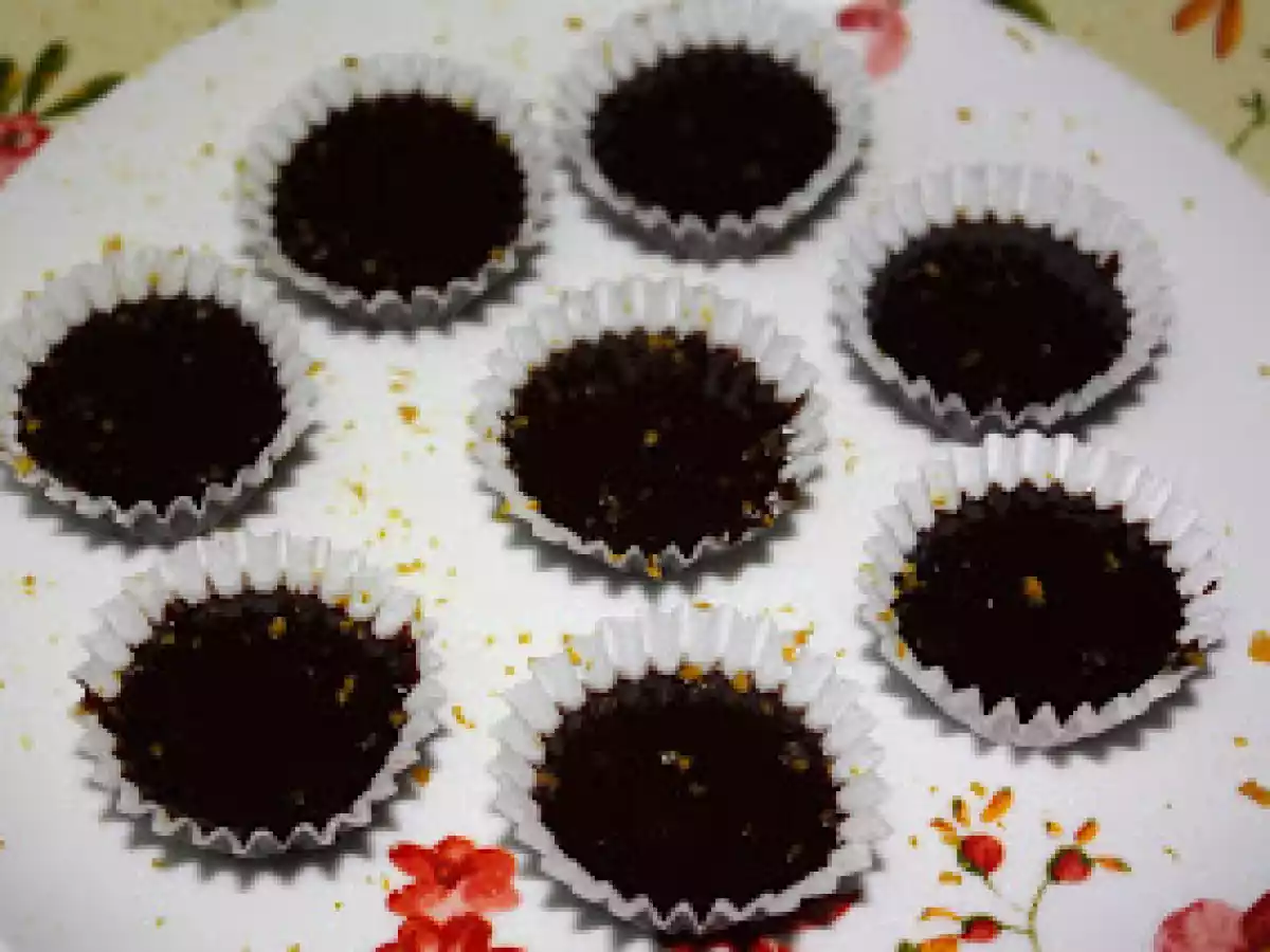 Trufas negras de aceite de oliva y cointreau con plus de naranja - foto 3