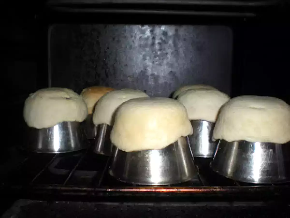 Tulipas de hojaldre con chocolate frutos secos y jalea de membrillo - foto 4