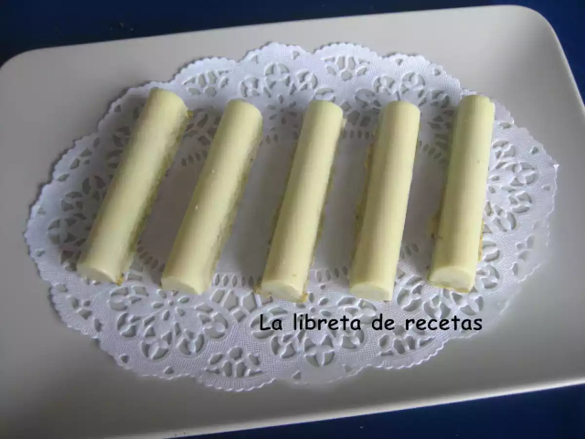 Turrón crujiente de Gianduja blanca de pistacho de Carlos Valencia