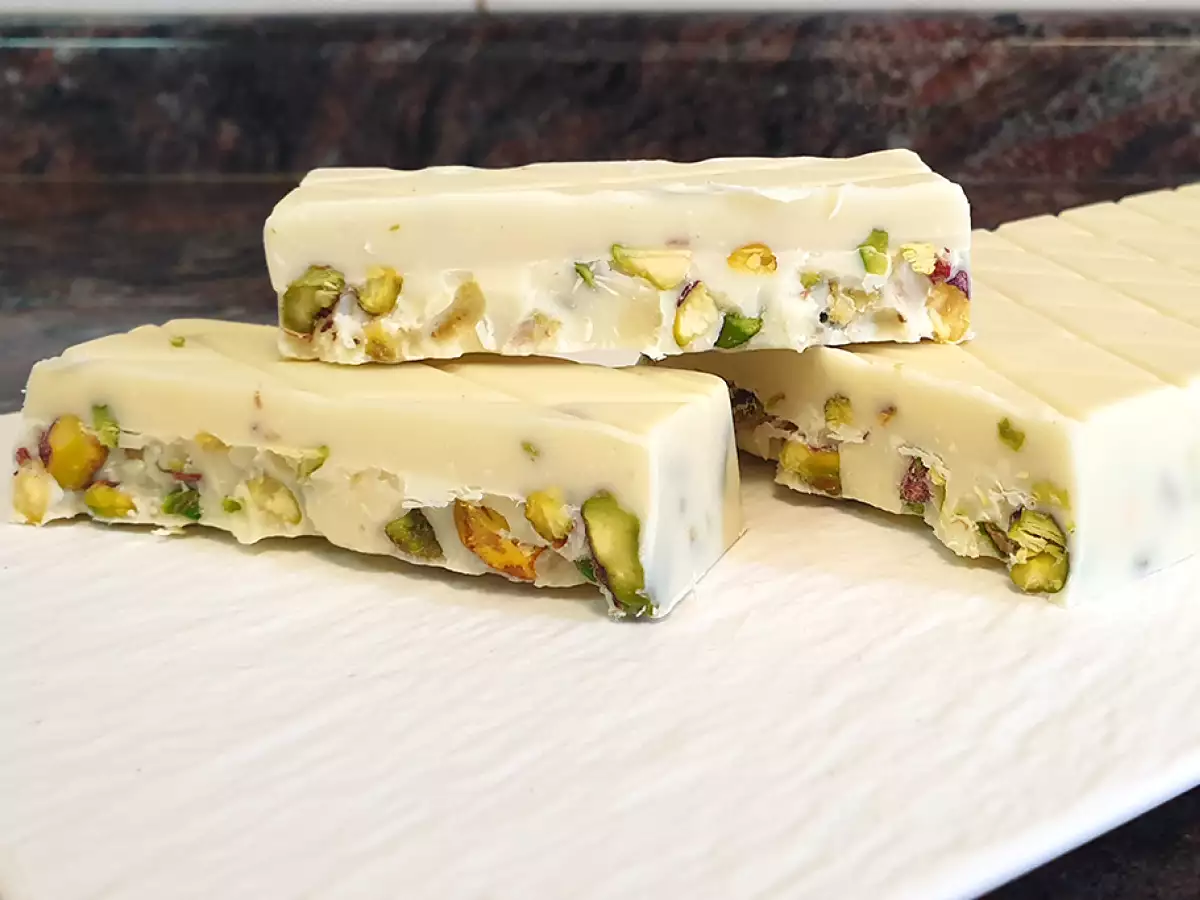 Turrón de chocolate blanco y pistacho
