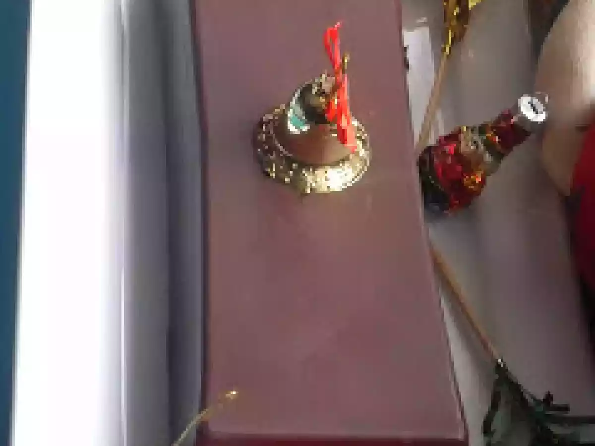 TURRÓN DE CHOCOLATE RELLENO DE ARROZ CON LECHE