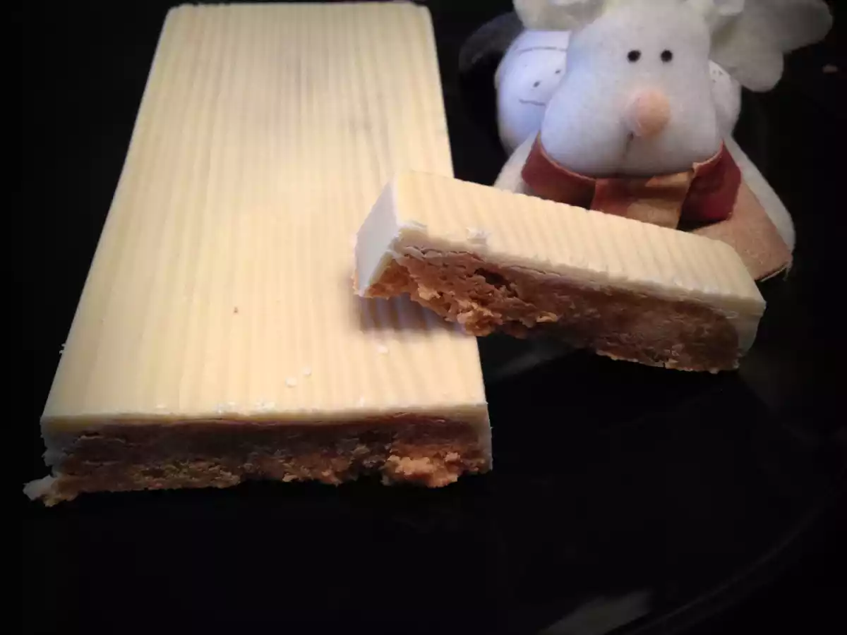 Turron de galletas y chocolate blanco