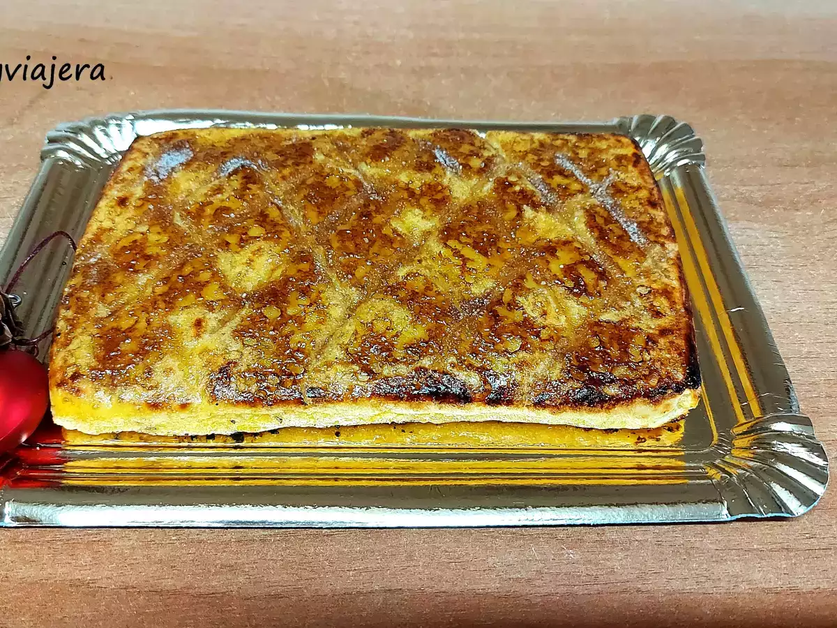 Turrón de yema tostada. Dulce navideño
