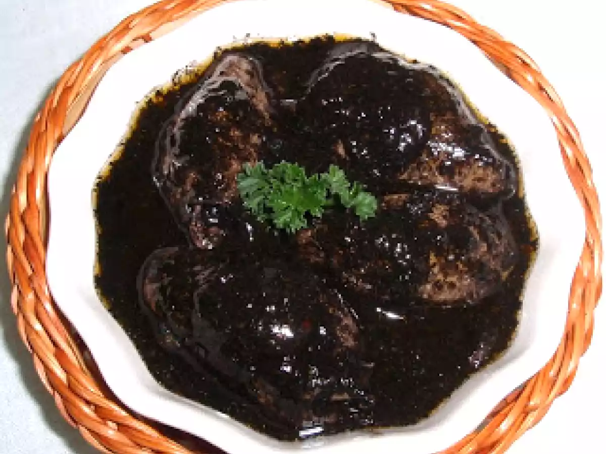 Txipirones en su tinta - foto 2