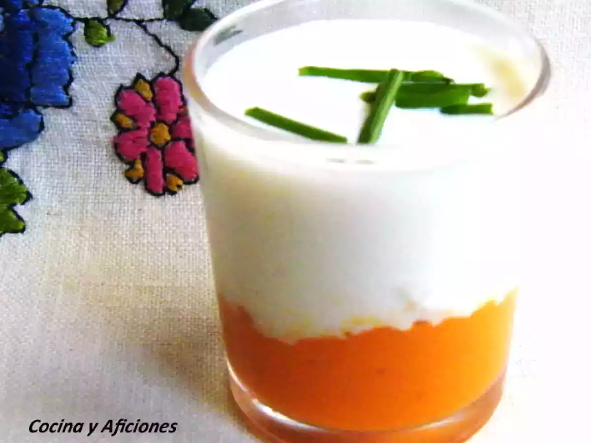 Vasitos de brandada de bacalao con crema de pimientos - foto 2