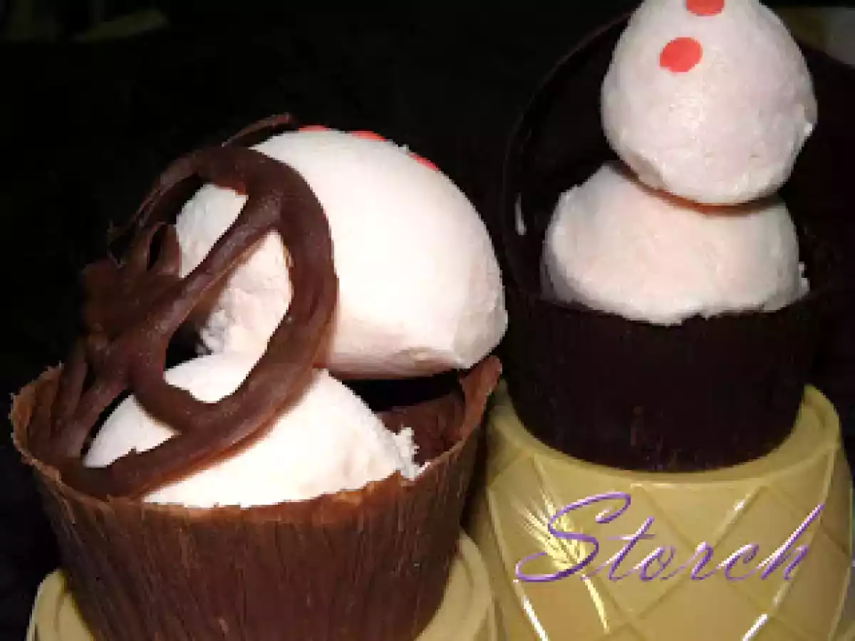 Vasitos de chocolate con helado de sandía - foto 2