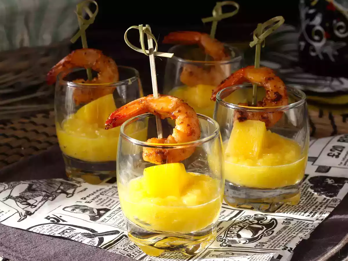 Vasitos salados de brocheta de gambas y mango - foto 3