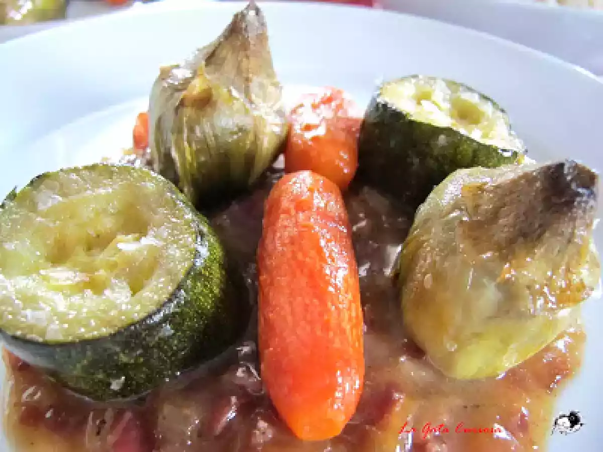 VERDURAS CONFITADAS CON SALSA DE JAMON Y DATILES