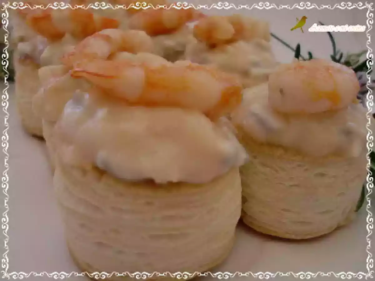 Volovanes rellenos de langostinos y gulas - foto 3