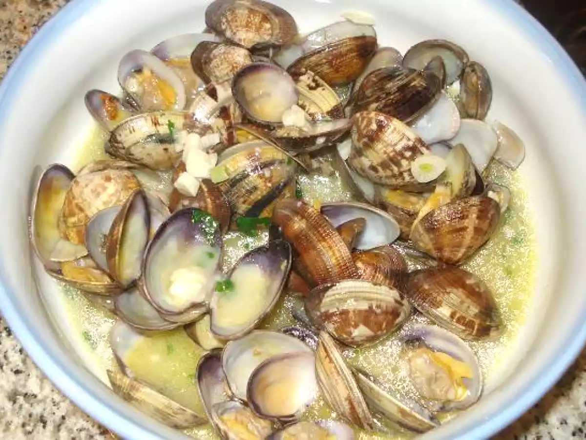 Vongole alla marinara (Almejas a la marinera)