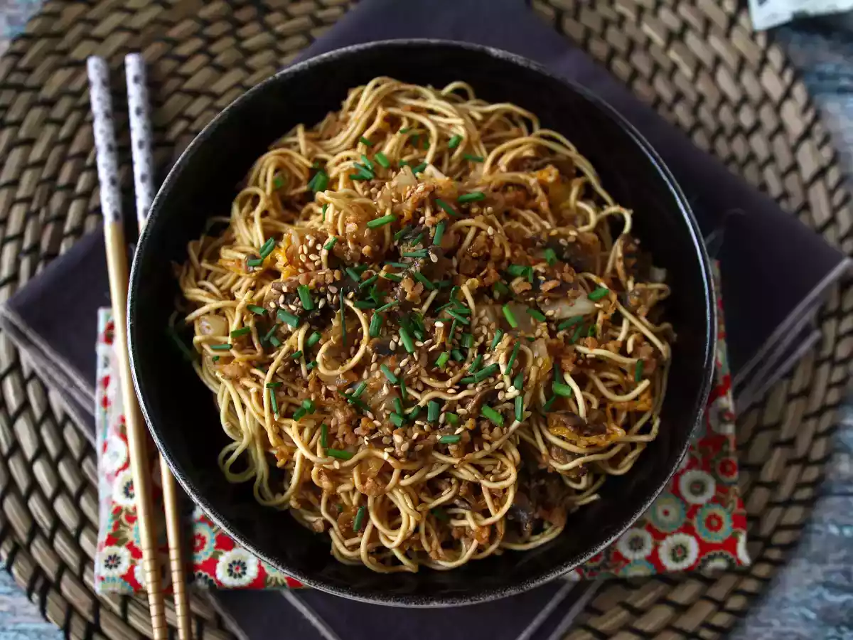 Wok de fideos chinos, verduras y proteina de soja texturizada ¡Una receta vegana! - foto 3