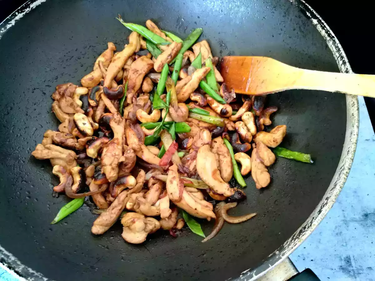 Wok de pollo con anacardos {Receta Tailandesa} - foto 2