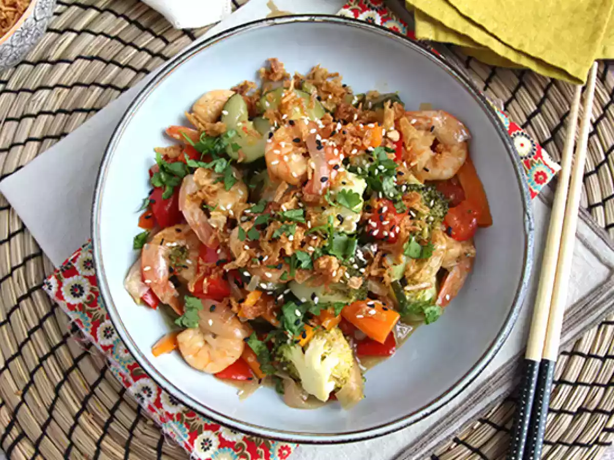 Wok de verduras con gambas - foto 2