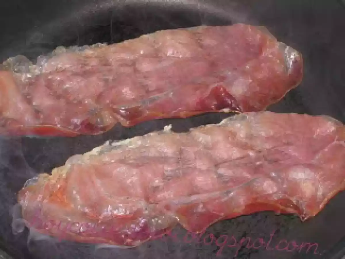 Won-ton de rosas con jamón y agua de melón.Emulando a El Bulli - foto 2