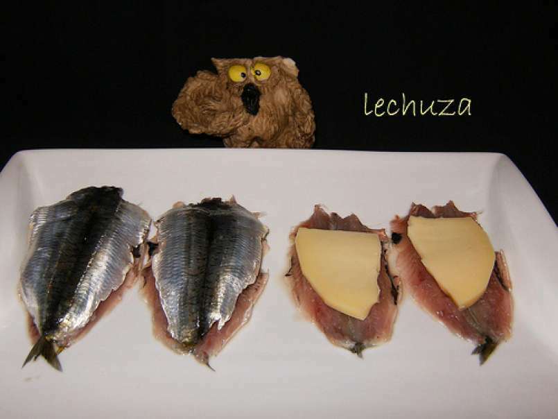Xoubas en tempura rellenas de queso san simón - foto 3