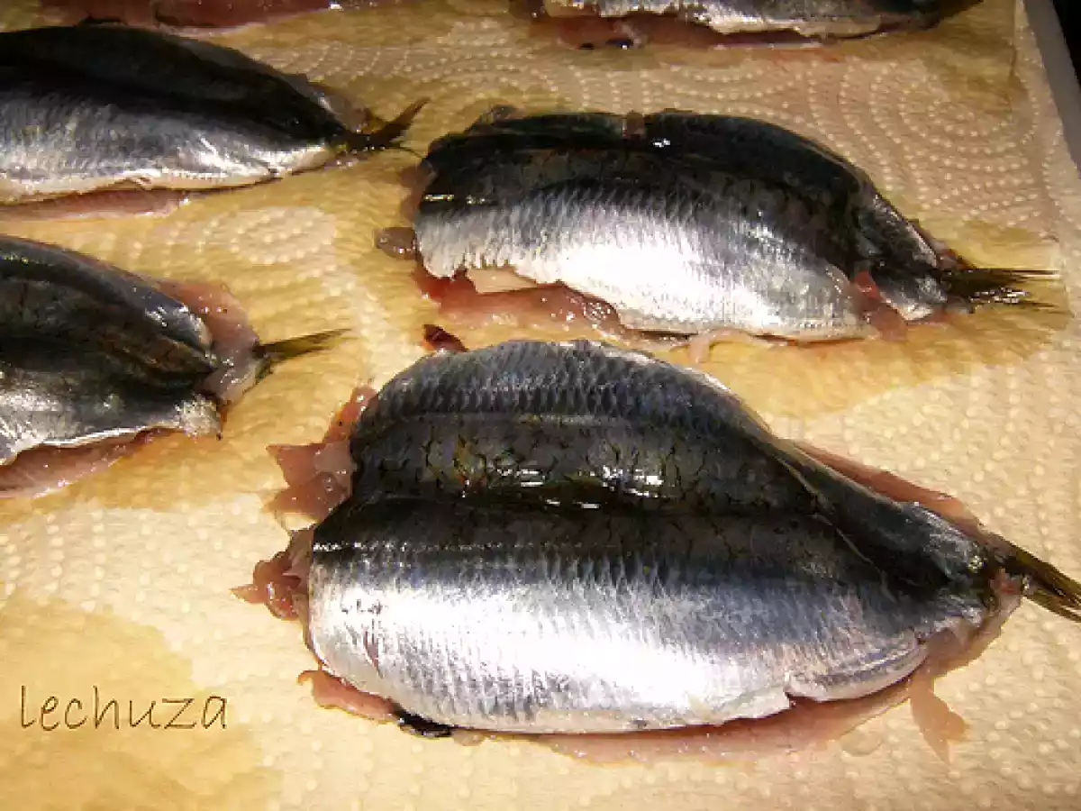 Xoubas en tempura rellenas de queso san simón - foto 4