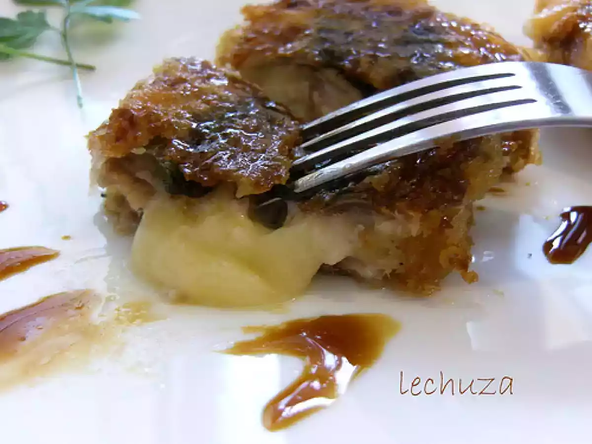 Xoubas en tempura rellenas de queso san simón - foto 8