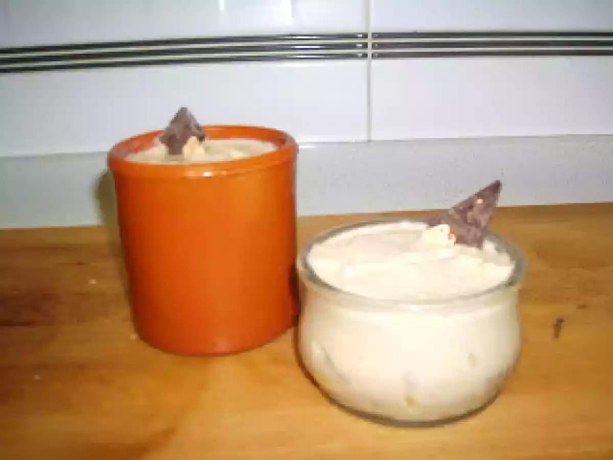 Yogur de turrón