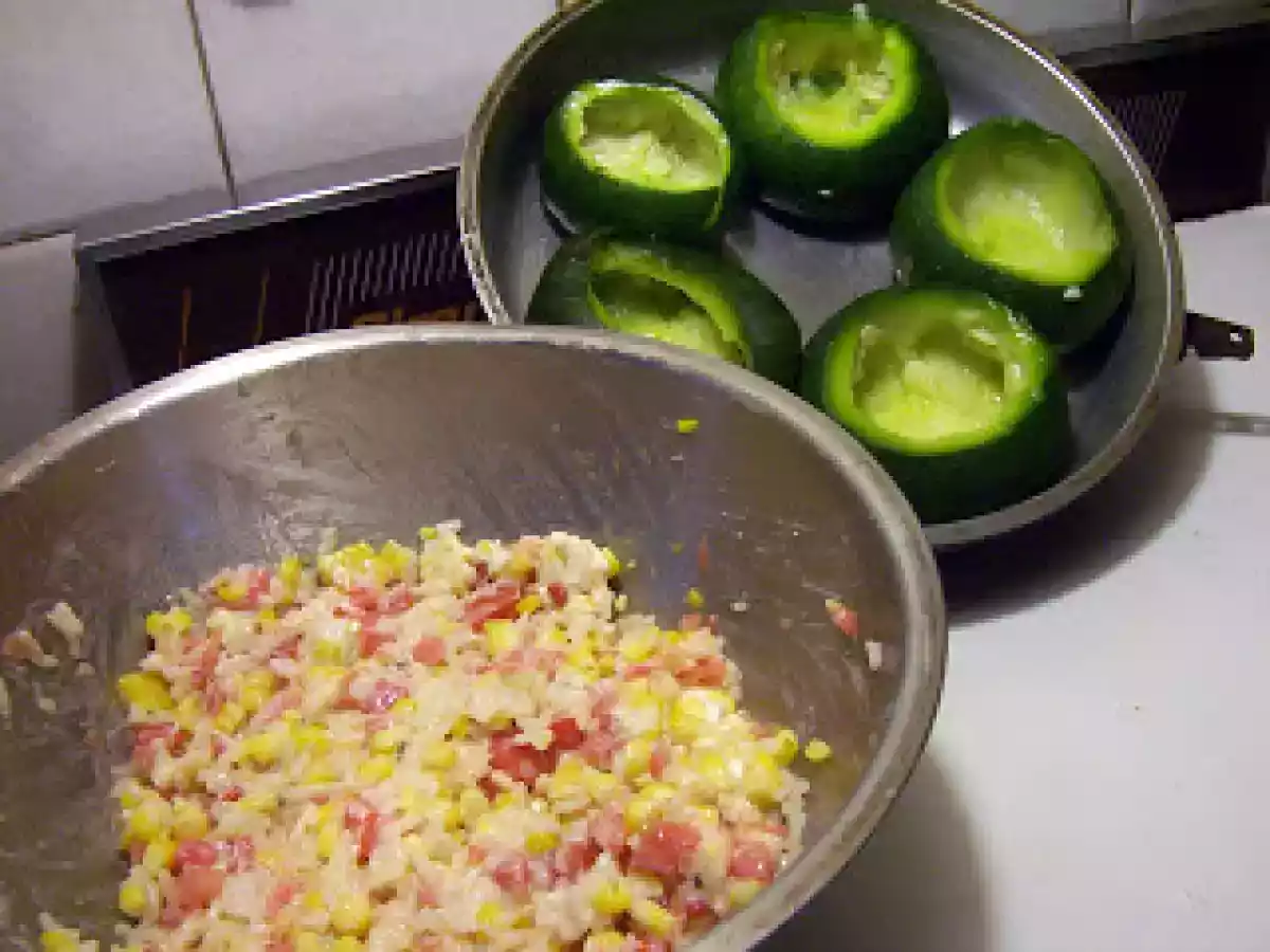 Zapallitos Criollos rellenos (zucchini) - foto 3