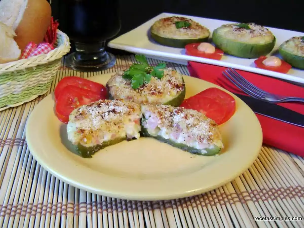 Zapallitos rellenos con queso crema
